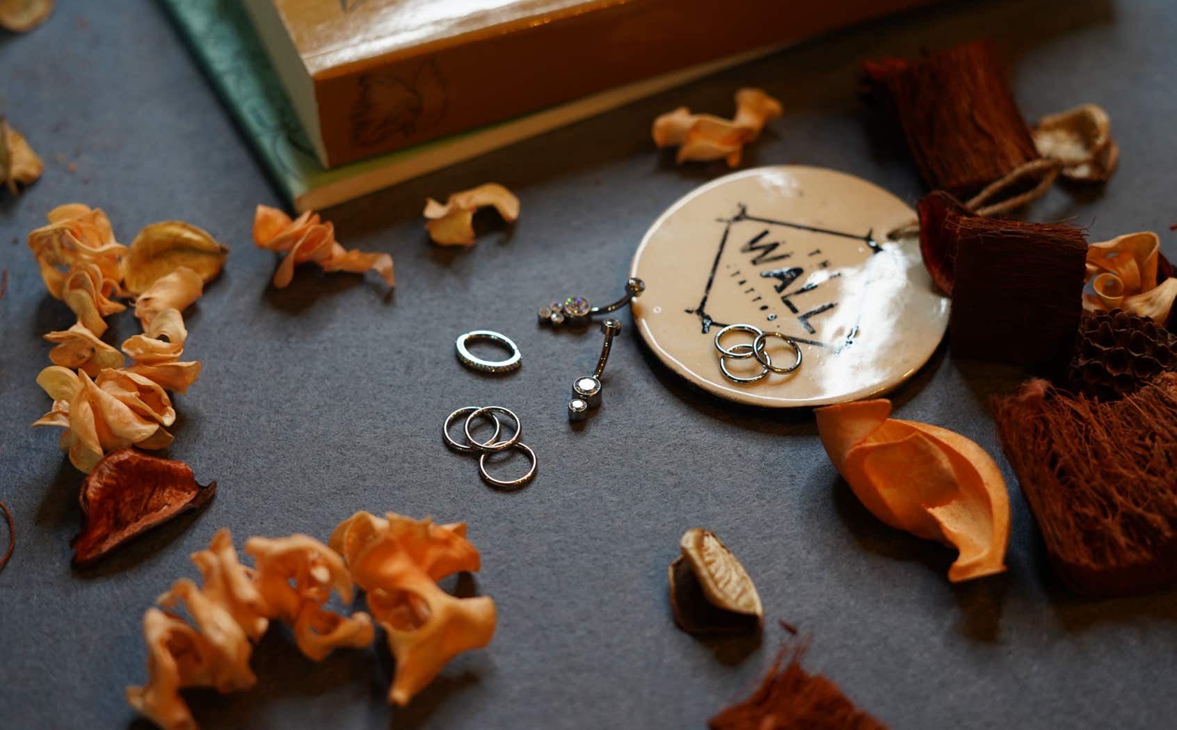 THE WALL TATTOO | Joyería